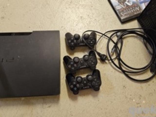 Playstation 3 mit Controller und Spiele - 1